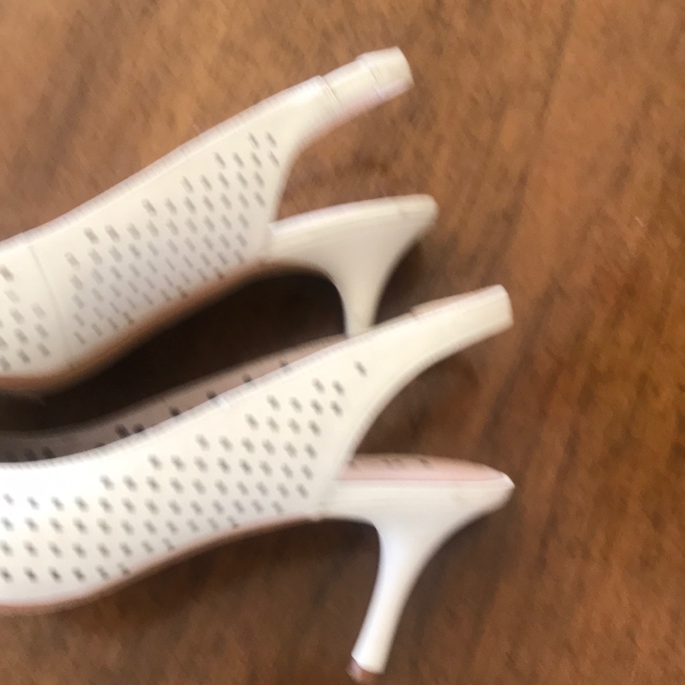 Shoes - Picture 5 of 5